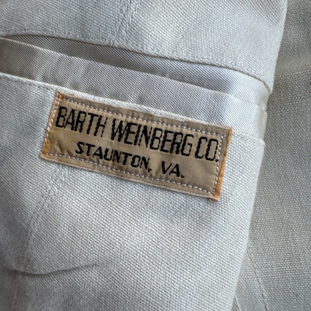 Palm Beach Suit Mens 37 Cream Double Breasted Pleated Cuffed 2 pc Vintage 1940s